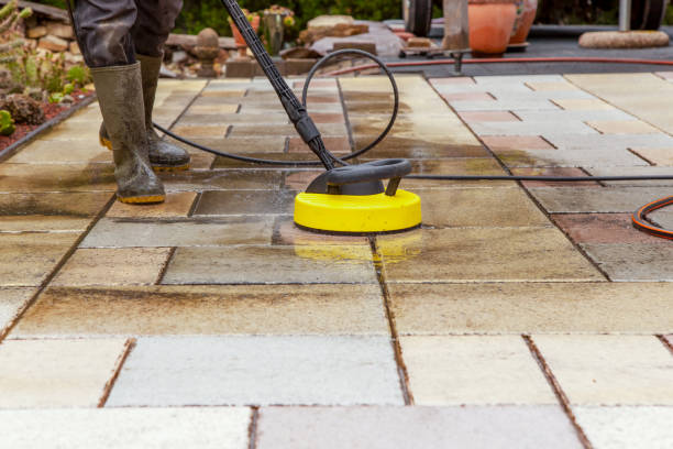 Best Pool Deck Cleaning  in East Meadow, NY